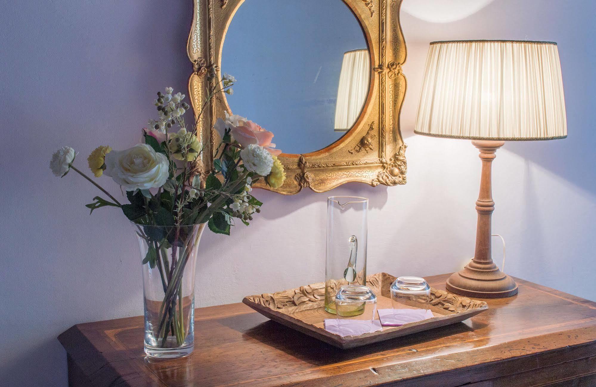 Bed and Breakfast La Rosa Townhouse Флоренція Екстер'єр фото
