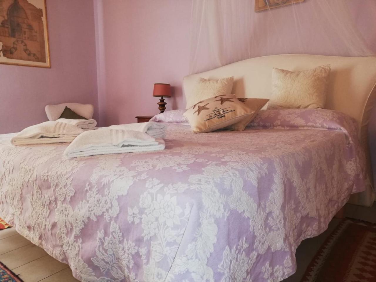 Bed and Breakfast La Rosa Townhouse Флоренція Екстер'єр фото