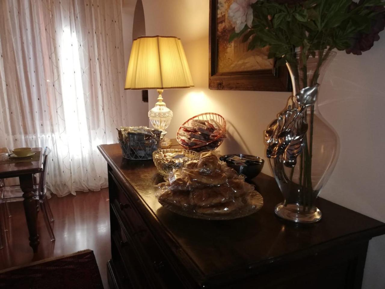 Bed and Breakfast La Rosa Townhouse Флоренція Екстер'єр фото